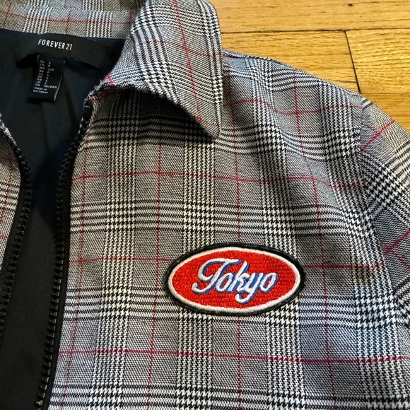 Forever 21 Cropped Grey Plaid Collared Bomber Jacket - Size S - Picture 2 of 5